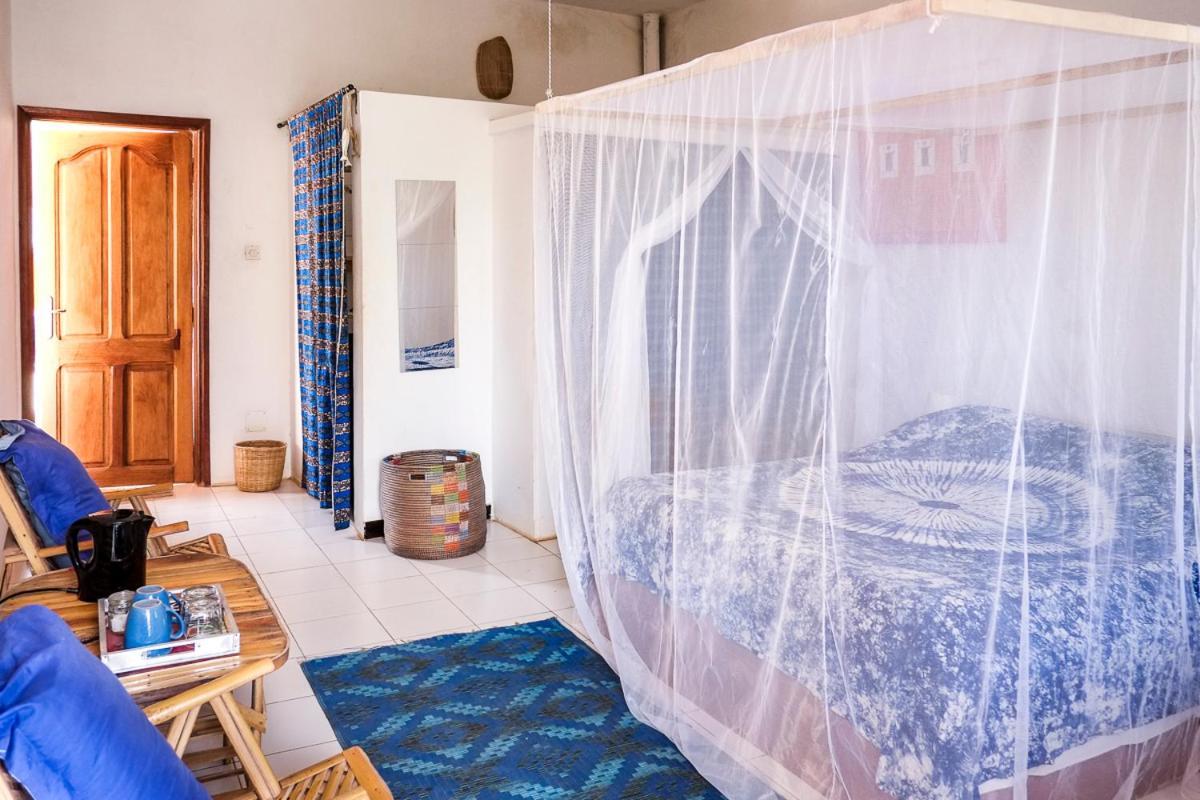 Keur Dofie Bed and Breakfast Toubab Dialaw Εξωτερικό φωτογραφία